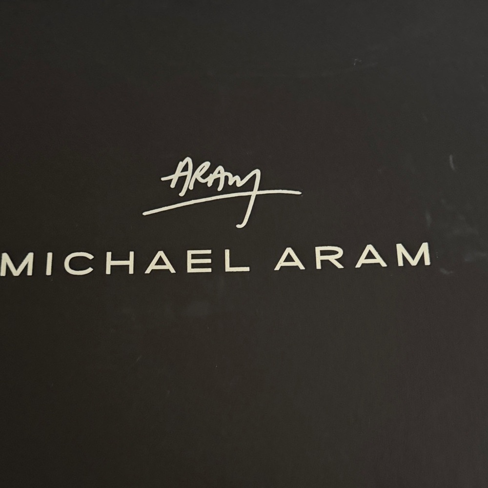 Michael Aram Autumn Leaf Design Vase - Picture 9 of 10